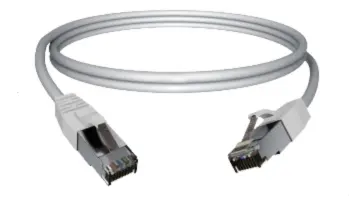 كابل شبكة Patch Cord CAT6A S/FTP RJ45/RJ45، تدريع فردي للأزواج وتدريع خارجي مجدول، غلاف LSZH. دعم 10Gbps وتردد حتى 500MHz، موصلات RJ45 معدنية محمية، مناسب للشبكات عالية الأداء.
