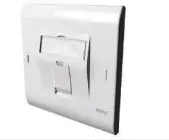 UK Face Plate 1 port 86x86 45/Angled with Dust Cover White