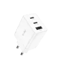 شاحن سريع 3 في 1 – 2× USB-C و1× USB-A بقدرة 67 واط + 18 واط