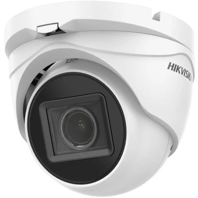 كاميرا مراقبة خارجية تناظرية من Hikvision بدقة 5MP وعدسة متغيرة البؤرة تعمل بمحرك، 2.7 إلى 13.5 مم بتصميم قبة, بدون صوت.