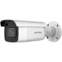 كاميرا مراقبة خارجية شبكية من Hikvision بدقة 4MP وعدسة متغيرة البؤرة تعمل بمحرك، 2.7 إلى 13.5 مم بتصميم رصاصة, مع صوت.