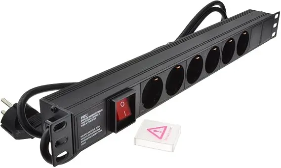 مسطرة توزيع كهربائية للكبائن الشبكية PDU – 6 منافذ Schuko مع حماية Overload ومفتاح تشغيل 16A 250V